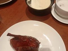 红烧乳鸽-杭州JW万豪酒店-万豪中餐厅