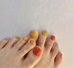-悦指间美甲美睫