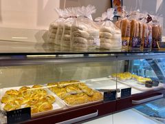 面包甜点陈列柜-摩尔森林·蛋糕烘焙·甜品自助(三牌楼店)