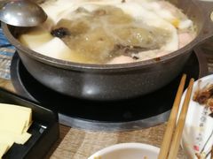 -鸡遇虾煲干锅火锅(小寨金莎店)