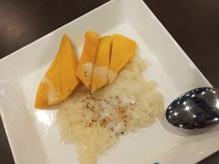 -Pier 21 (Terminal 21 Asok)