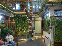 -丽江庭院·云南野生菌·海鲜火锅(鼓楼四合院店)