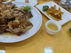 -鹏城人家海鲜酒家·23年老字号(较场尾店)
