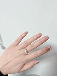 -瞧·享轻奢美甲美睫