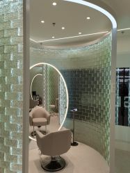 -Meng Lang 梦郎白金店