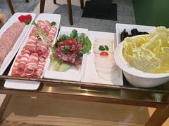 -一席地·本地鸡窝·杭帮鸡火锅(萧山银隆百货店)