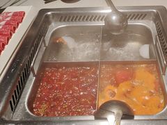 -海底捞火锅鲜切牛肉主题店(长寿路店)