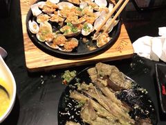 -何师烧烤Pro ·江湖川菜·小龙虾·精酿(太古里旗舰店)