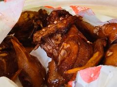-郑猛记石岐鸽主题餐厅(长江店)