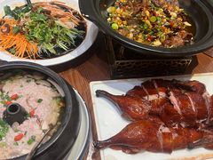 -老滇山寨•云南特色菜•地方菜•民族风情歌舞表演(金碧店)