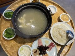 -一坐一忘云南菜(嘉里中心店)
