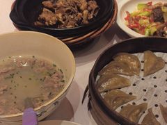 -客家大院·非遗赣南客家菜(郁孤台店)