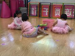 -美育少儿中国舞·钢琴·声乐艺术中心(枫蓝购物中心店)