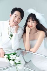 -喜爱高定婚纱摄影