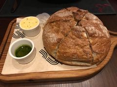 -恰餐厅及酒吧 CHAR Bar & Grill (北京丽都皇冠假日店)