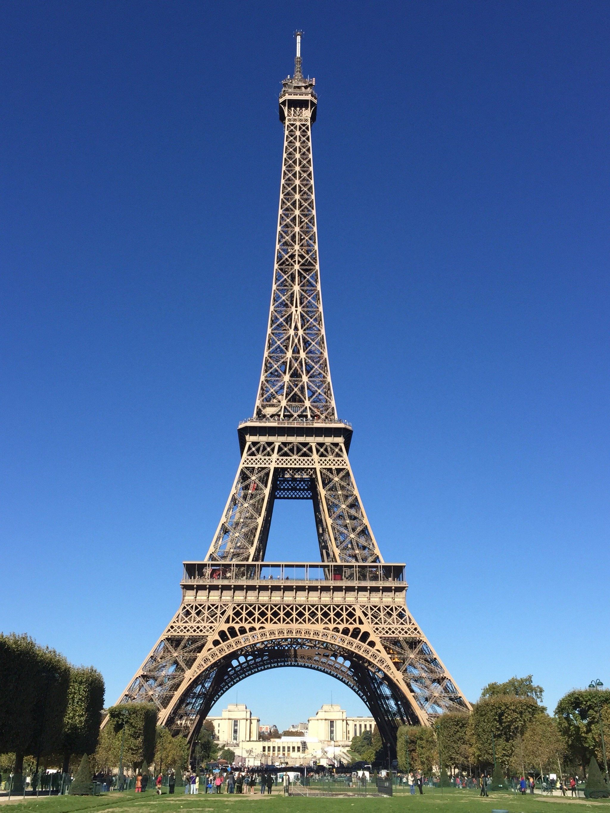 巴黎|🇫🇷 铁塔的柔情另一面