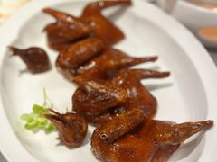 脆皮爆汁乳鸽-阿庄新豫菜(航海东路店)