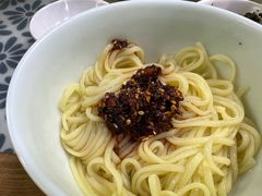 -鲁毓鲜蓬莱小面(黄山路店)