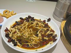 -老码头黑皮肘子锅包肉(赣水路店)