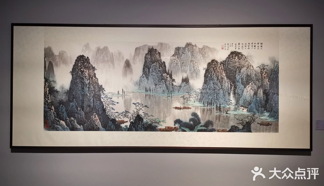 清华大学艺术博物馆 参观白雪石美术作品展 