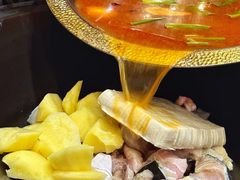 -老刘生态大鱼坊铁锅炖鱼(赛马场店)