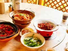 -湘力力小院·鱼汤泡饭(枫林路店)