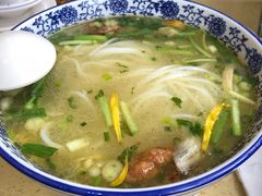 -桥香园云南过桥米线(金马碧鸡店)