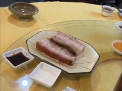脆皮烧肉-烧鹅妹饭店