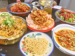 -川流不息·地道川菜·小龙虾(新松江路店)