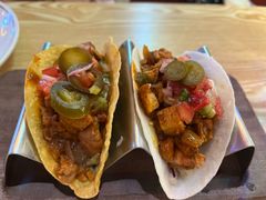 -Famous肥猫墨西哥音乐餐吧(五棵松华熙LIVE店)