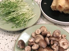 -椰子营·椰子鸡火锅(万象里店)