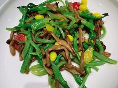 -一家人(南京路店)