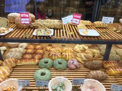 -焙丽拾光(麦凯乐直营店)