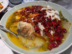 -禄鼎记·排队俩小时都要吃的酸菜鱼(石牌桥店)