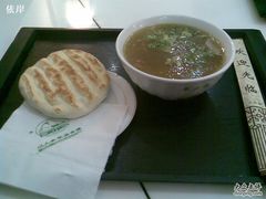 羊杂和饼-泉儿头杂碎·清真(城东总店)