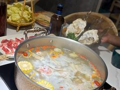 -椰子湾·海南火锅·糟粕醋·椰子鸡(正大广场店)