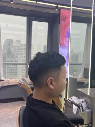 -藤野造型烫发染发