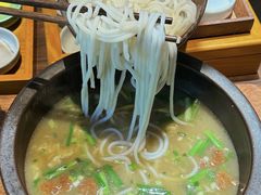 -良米山·云南野生菌过桥米线(上海首店)