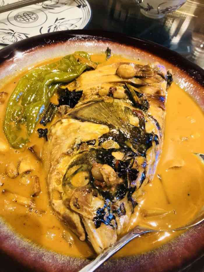 致鱼说鱼头捞饭-"环境优雅,鱼头香浓,服务态度也很好.建议.