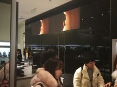 -ZARA(红谷滩万达店)