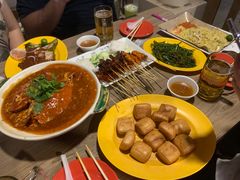 -东海岸人工湖美食村