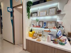 -维乐口腔(美维云门诊陆家嘴店)