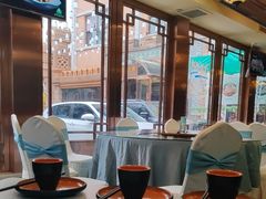 -乡村馕坑肉·烧烤·新疆菜·本地人更爱吃(阿勒泰首店)