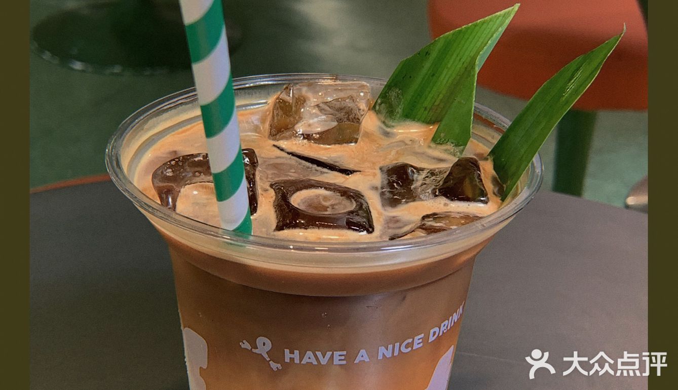 广州探店| 斑斓生椰拿铁🥥