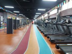-星动力健身俱乐部(新塘店)