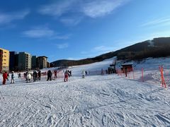 -中旅松花湖滑雪场