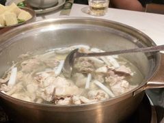 -喃喃椰·糟粕醋·椰子鸡火锅(七堡花园店)