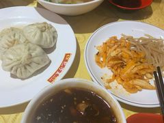 -陈寔包子王·卤煮小肠·京味小吃(龙潭店)