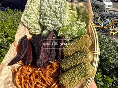-王奋斗贵州酸汤牛肉火锅