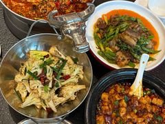 -万重锦·人文川菜馆(骡马市店)